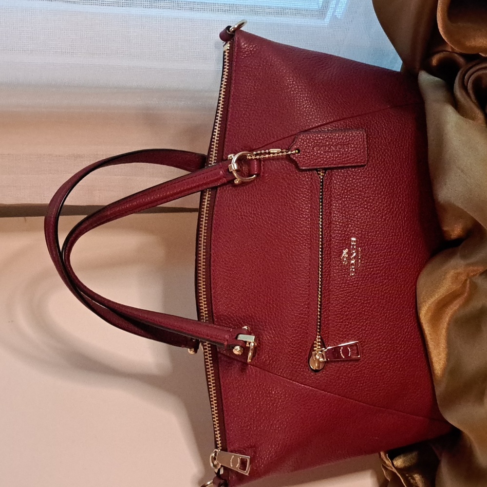 NEW Coach  Prairie Burgundy Satchel and Crossbody Excellent Condition - Picture 3 of 14